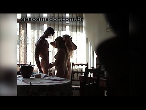 ❤️ جنسی دوست ایک دیو آدمی اور اس کے ساتھ ایک تھریسم کو مدعو کرتے ہیں۔ ہم پر